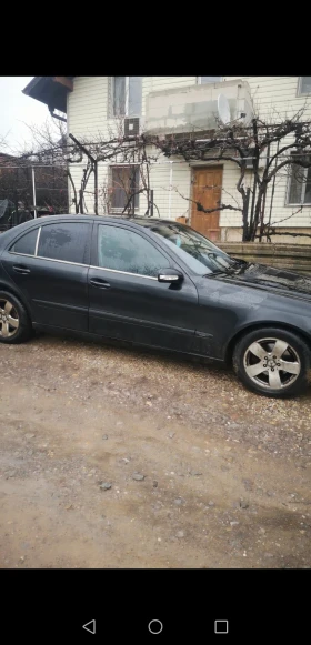 Mercedes-Benz E 270 CDI - 3600 € / 7040.99 лв. - 37212997 5