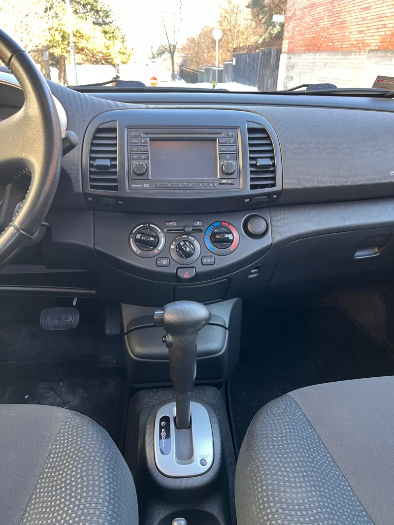 Nissan Micra 1.4i, снимка 9 - Автомобили и джипове - 48088491