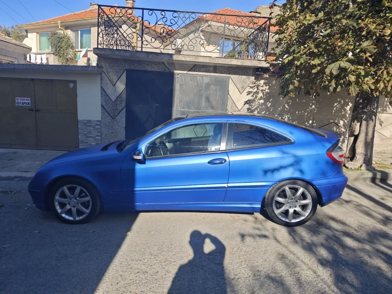 Mercedes-Benz C 220, снимка 3 - Автомобили и джипове - 48685046