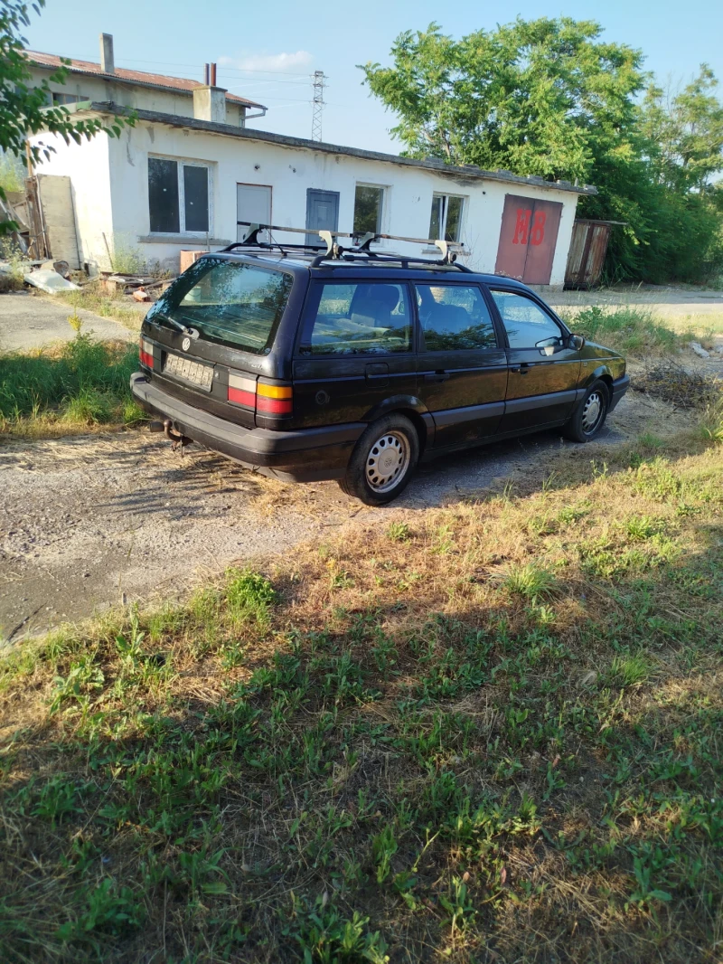VW Passat, снимка 6 - Автомобили и джипове - 52596617