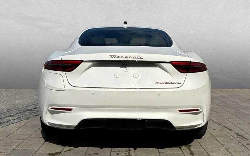 Maserati GranTurismo HEAD UP NAVI 360 CAMERA , снимка 4 - Автомобили и джипове - 51508586