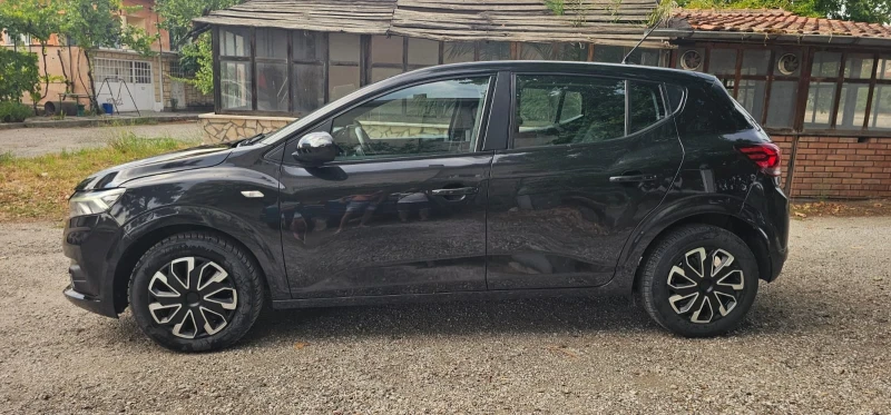 Dacia Sandero 1.0 Бензин/Газ, снимка 3 - Автомобили и джипове - 51935391