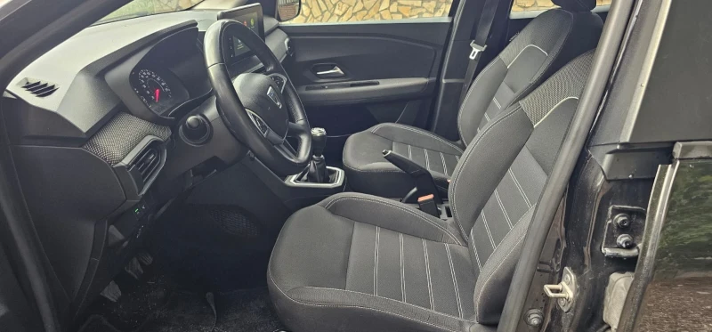 Dacia Sandero 1.0 Бензин/Газ, снимка 10 - Автомобили и джипове - 51935391