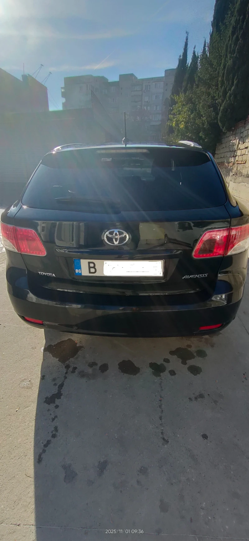 Toyota Avensis 2.0 VALVEMATIC Газ KEYLESS, КАМЕРА, ПАНОРАМА, снимка 2 - Автомобили и джипове - 52297447