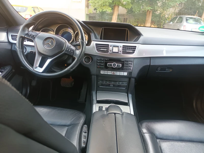 Mercedes-Benz E 200 2.2, снимка 6 - Автомобили и джипове - 53034142