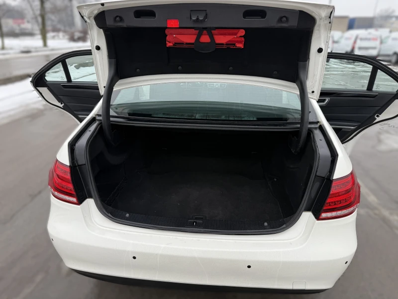 Mercedes-Benz E 200 Е200 CDI, снимка 11 - Автомобили и джипове - 53203159