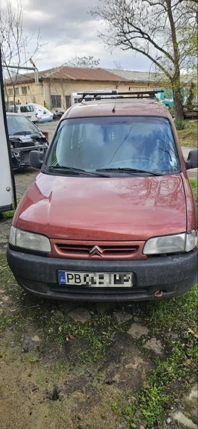 Citroen Berlingo 1.8i, снимка 2 - Автомобили и джипове - 52642198