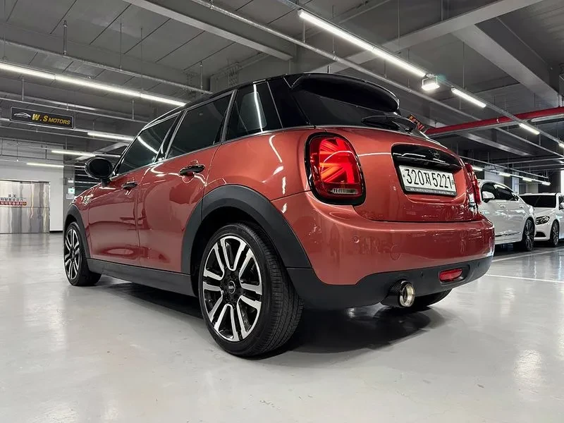 Mini Cooper 5-Door Rosewood Edition, снимка 6 - Автомобили и джипове - 55936998