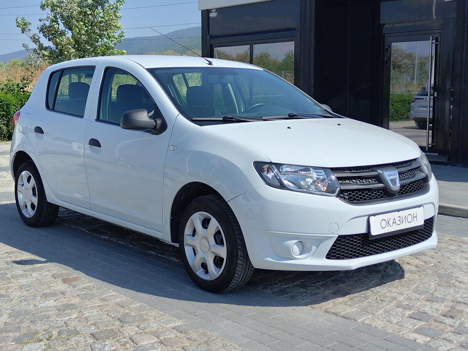 Dacia Sandero 1.2 16V 73к.с. LPG - изображение 3