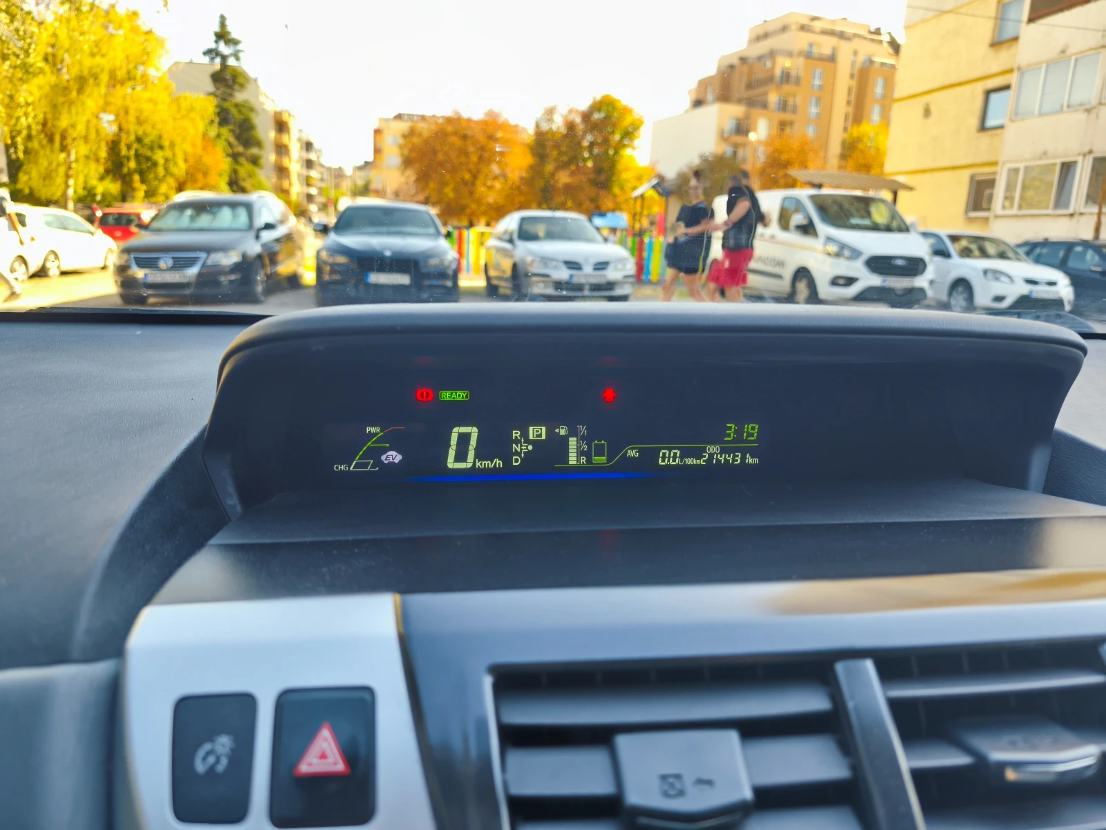 Toyota Prius +  - изображение 6