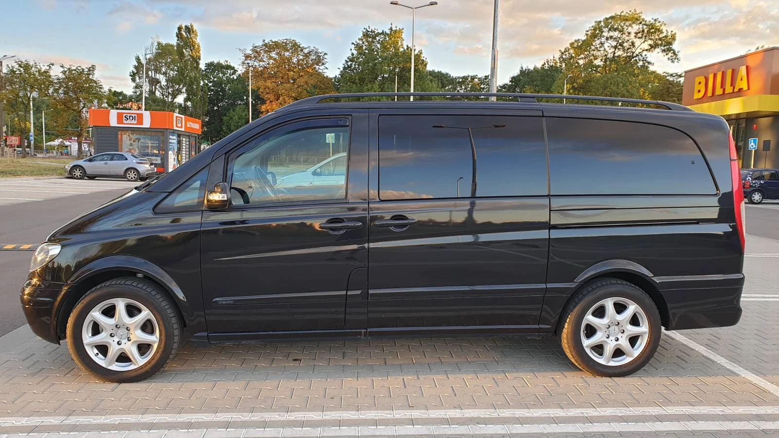 Mercedes-Benz Viano 2.2 CDI - изображение 8