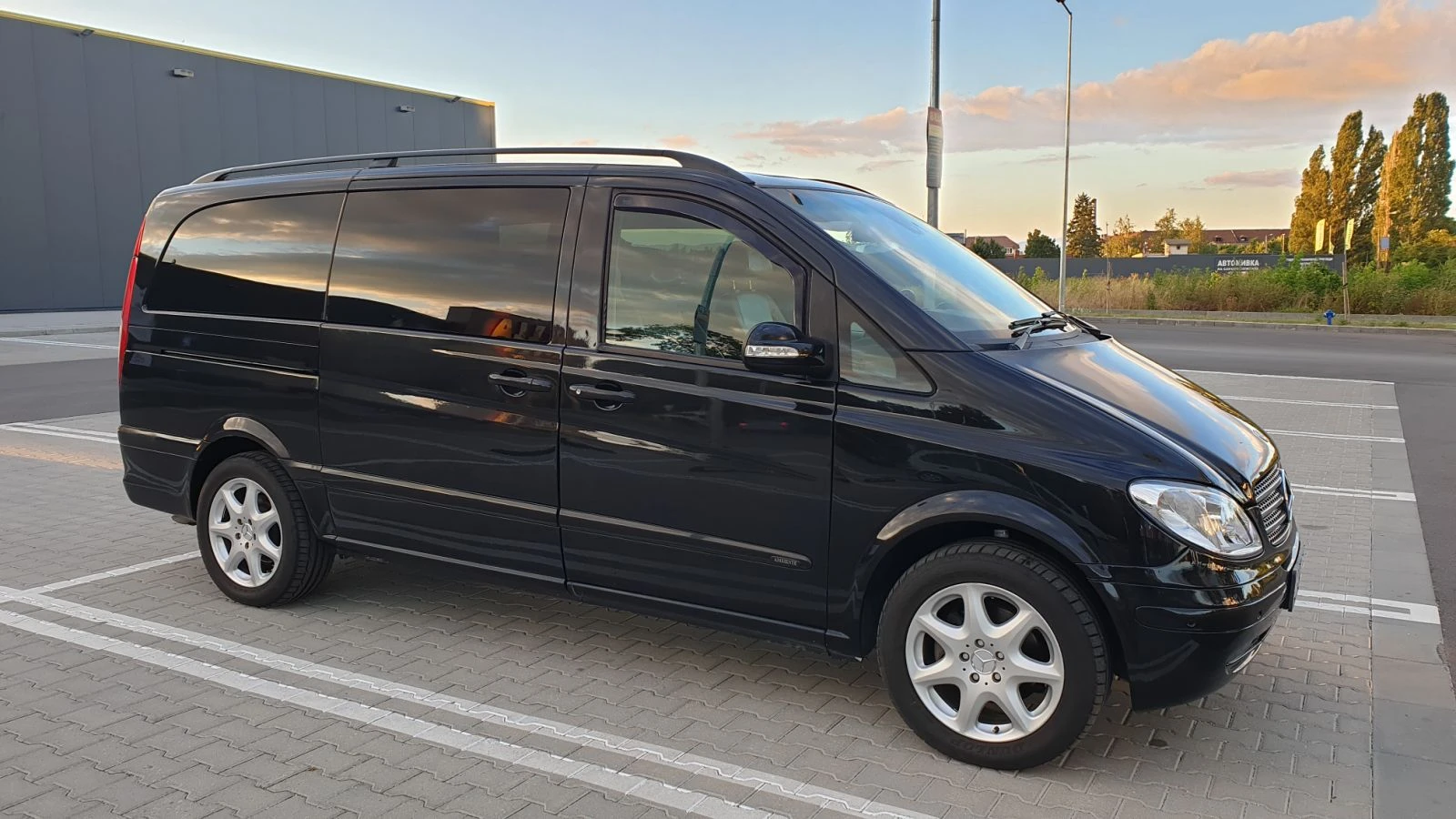 Mercedes-Benz Viano 2.2 CDI - изображение 3
