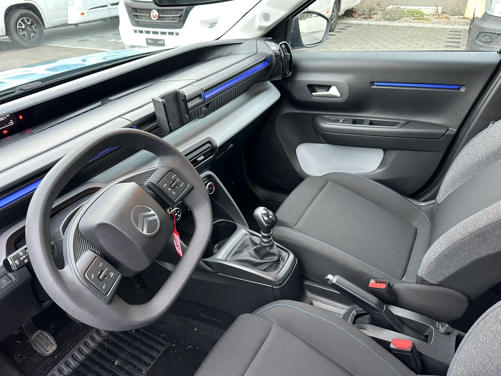 Citroen C3 1.2i PureTech Swiss Edition - изображение 9