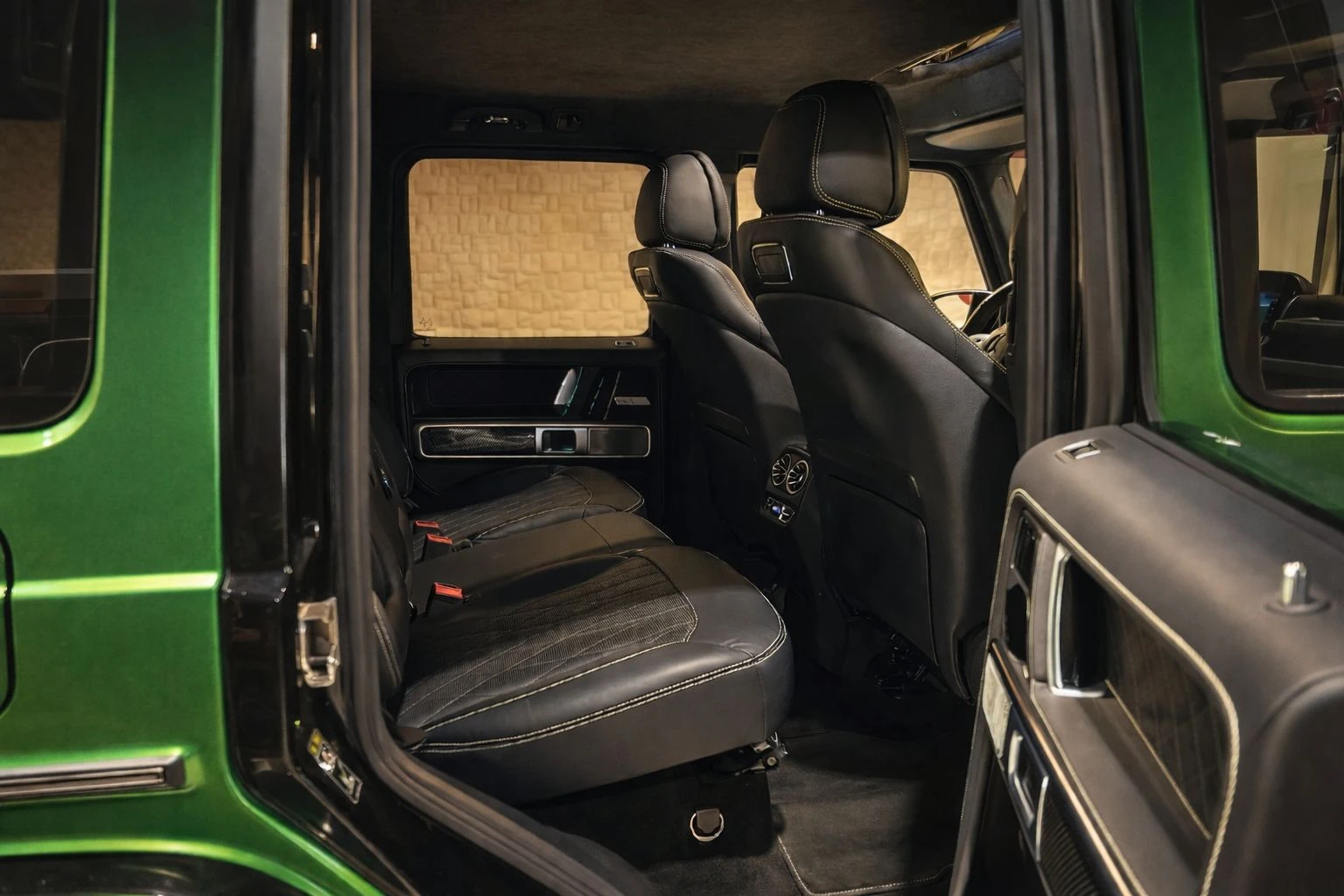 Mercedes-Benz G 400 Stronger Than Time Ed. - изображение 8