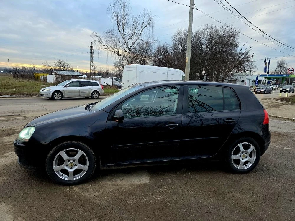 VW Golf 2.0D 140кс Автомат 2005g  - изображение 3