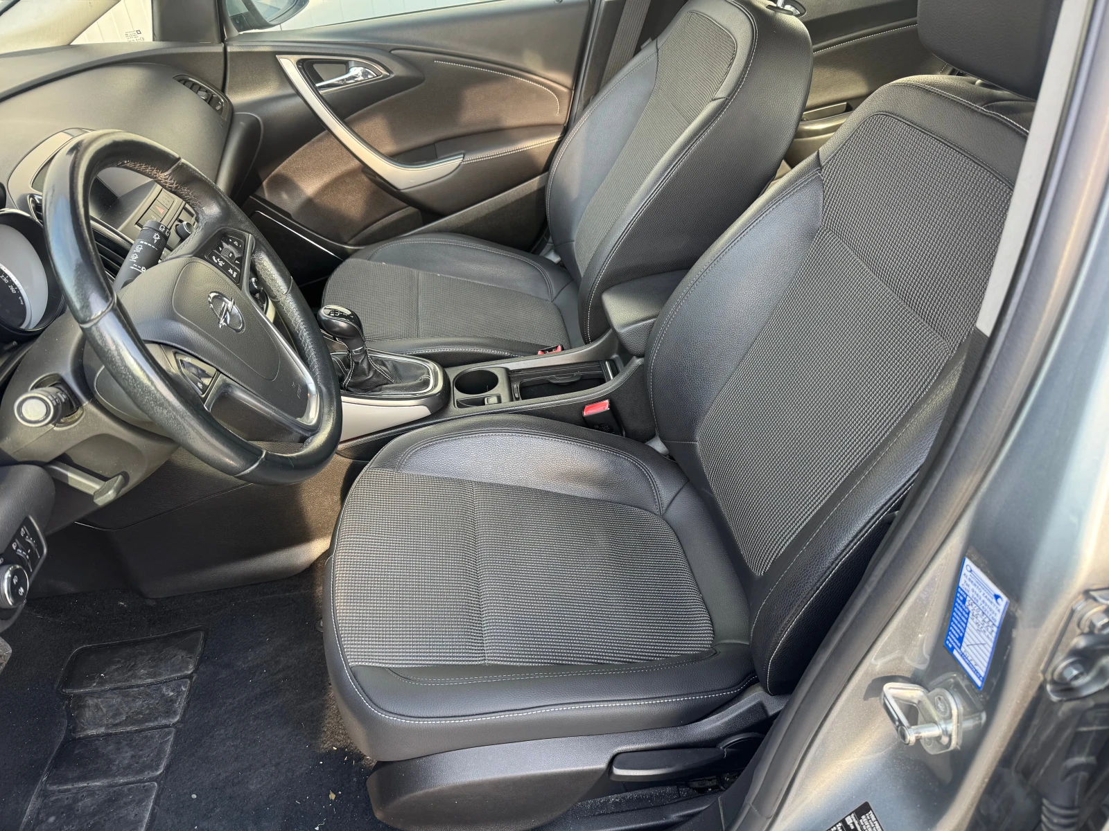 Opel Astra 1.7 Diesel, снимка 7 - Автомобили и джипове - 54147395