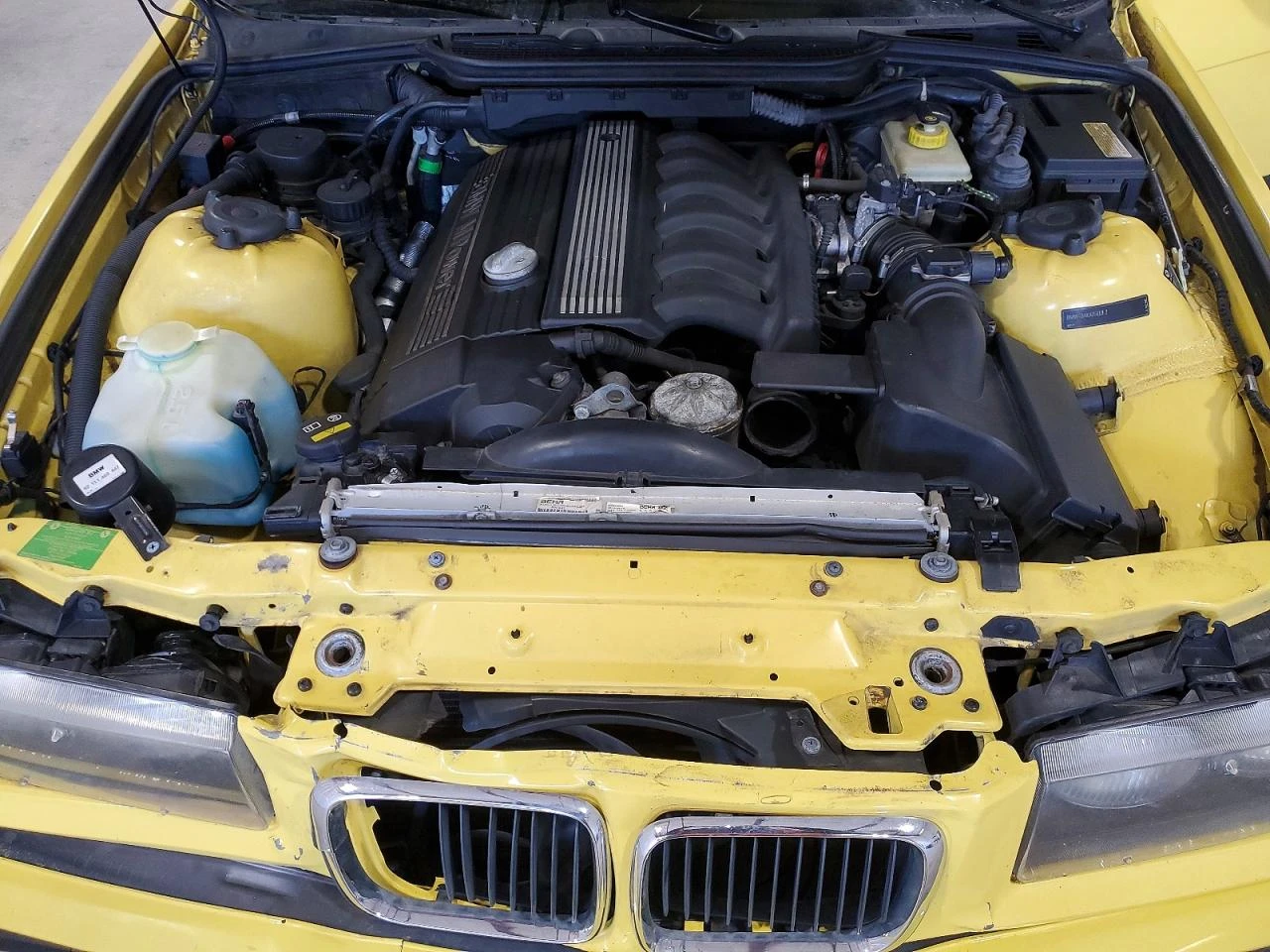 BMW M3 3.2l Automatic, снимка 11 - Автомобили и джипове - 54274429