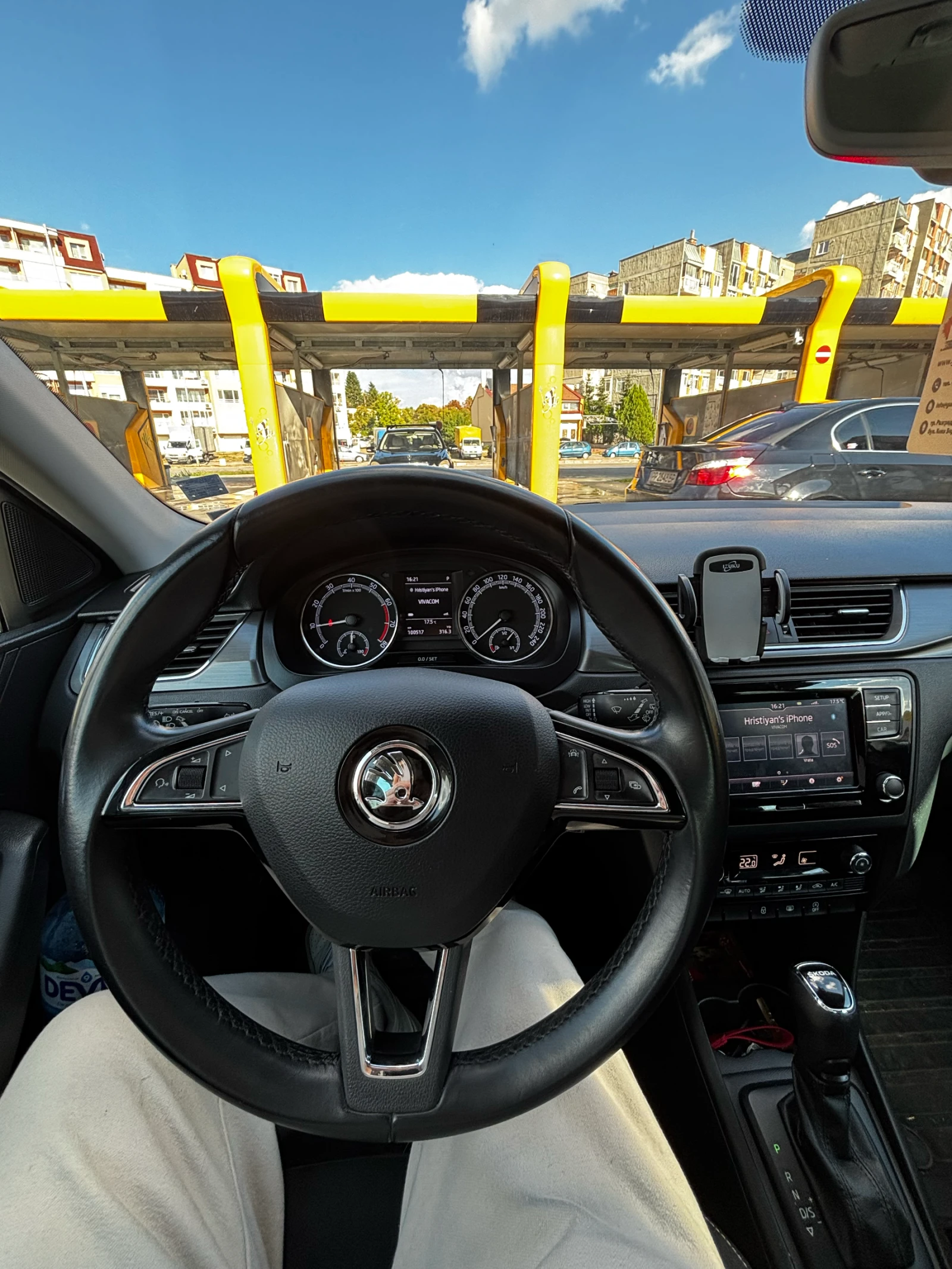 Skoda Rapid, снимка 11 - Автомобили и джипове - 54299788