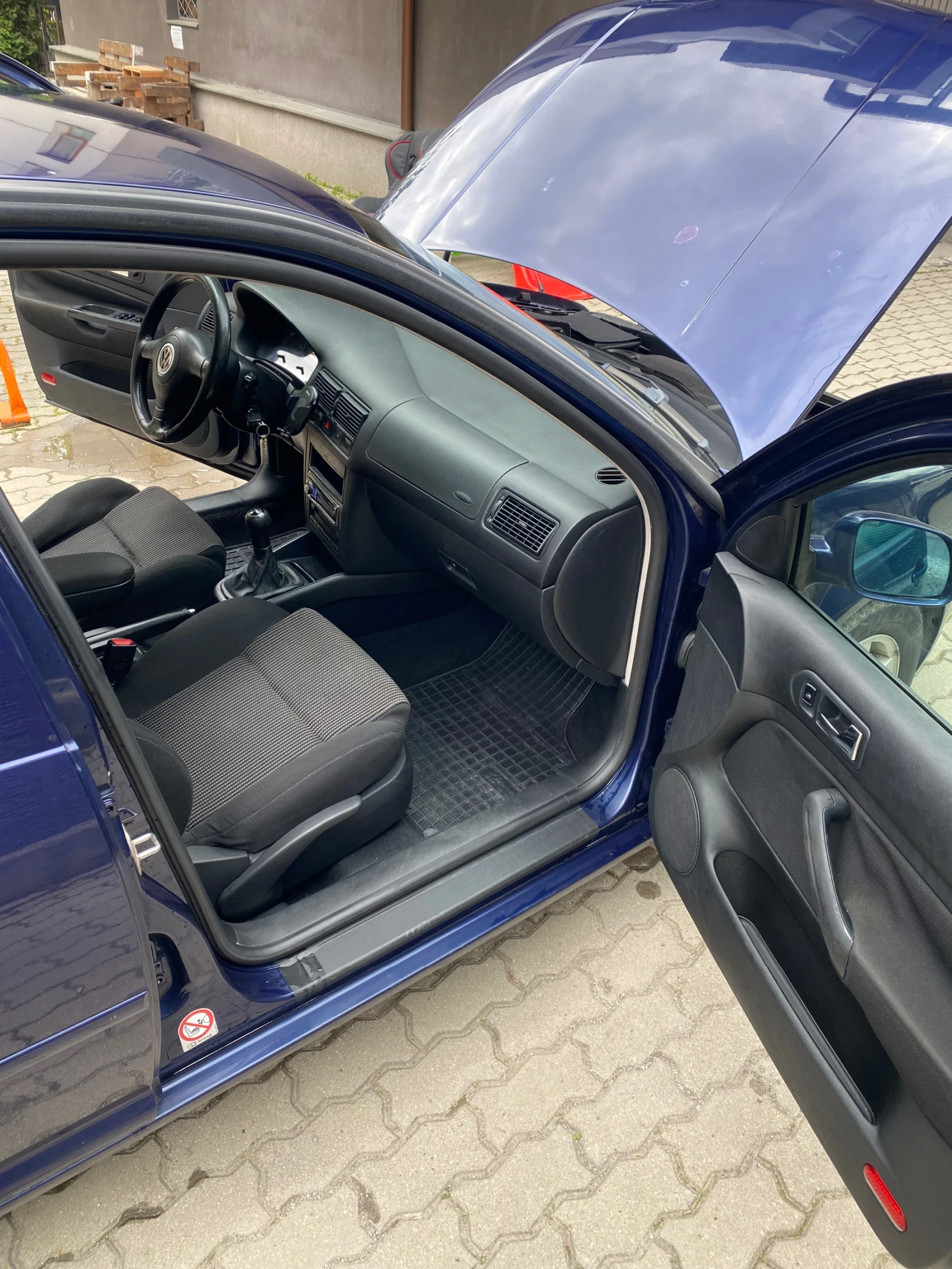 VW Golf 1.6 Sr highline , снимка 7 - Автомобили и джипове - 54422637