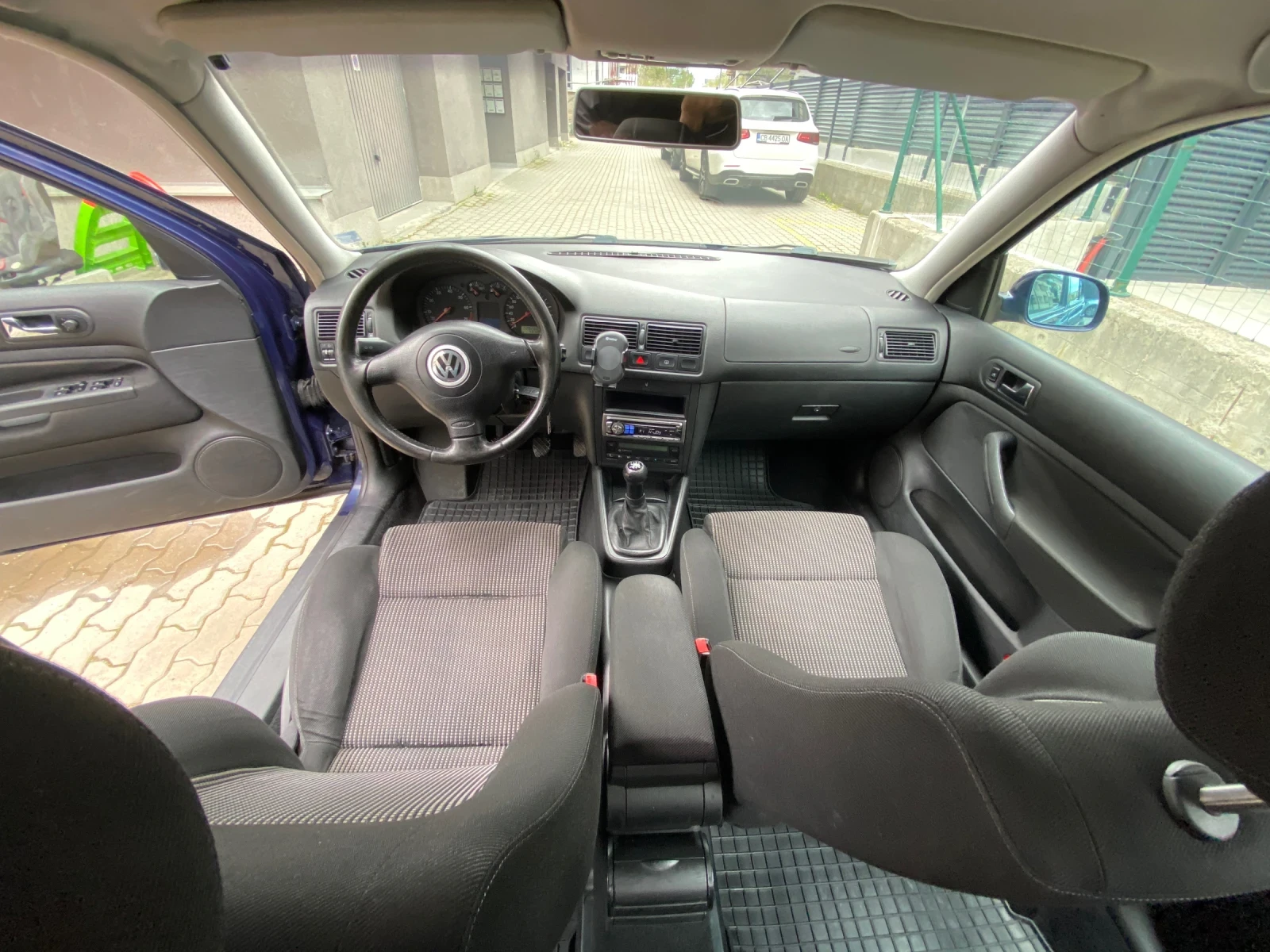 VW Golf 1.6 Sr highline , снимка 8 - Автомобили и джипове - 54422637