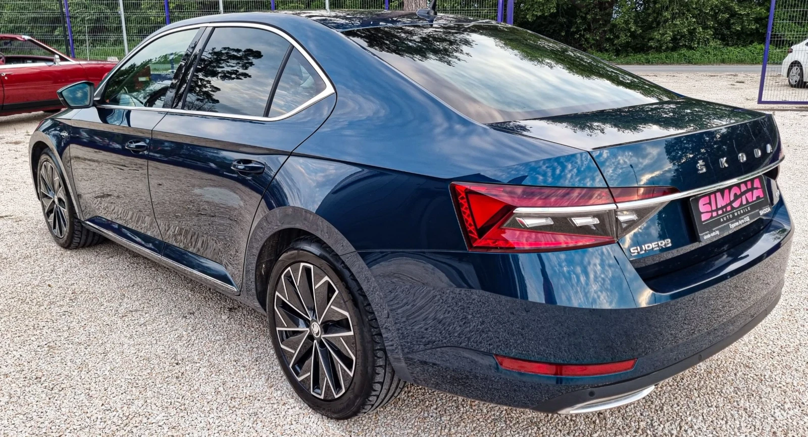 Skoda Superb 2.0TDI 200к.с., снимка 4 - Автомобили и джипове - 54495987