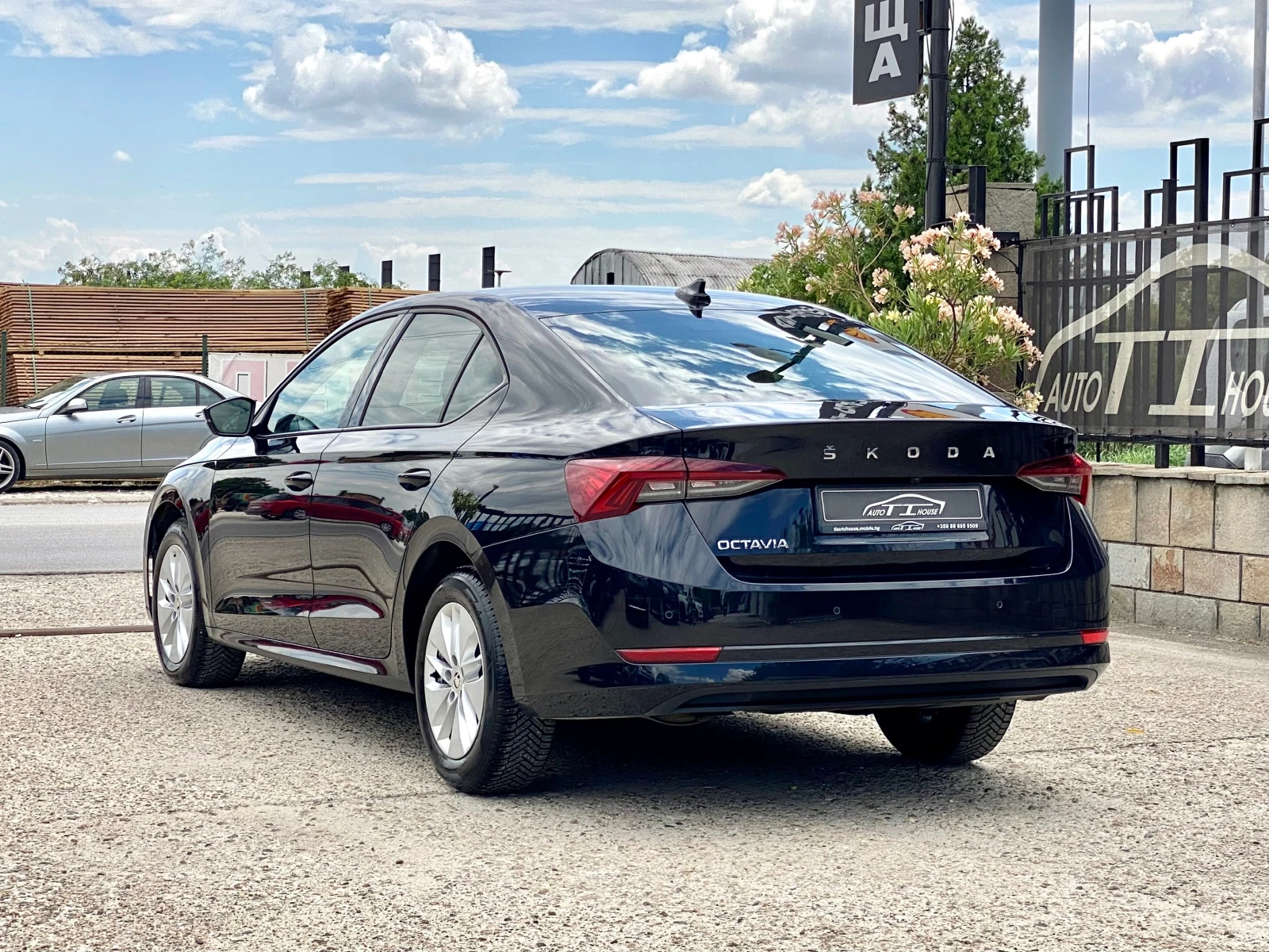 Skoda Octavia 2.0TDI* Key GO* Digital Cockpit* Distronic* , снимка 4 - Автомобили и джипове - 55220604