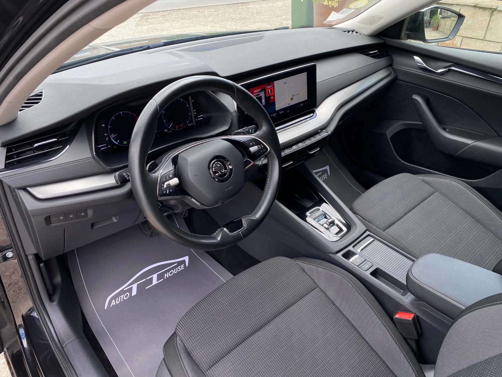 Skoda Octavia 2.0TDI* Key GO* Digital Cockpit* Distronic* , снимка 8 - Автомобили и джипове - 55220604
