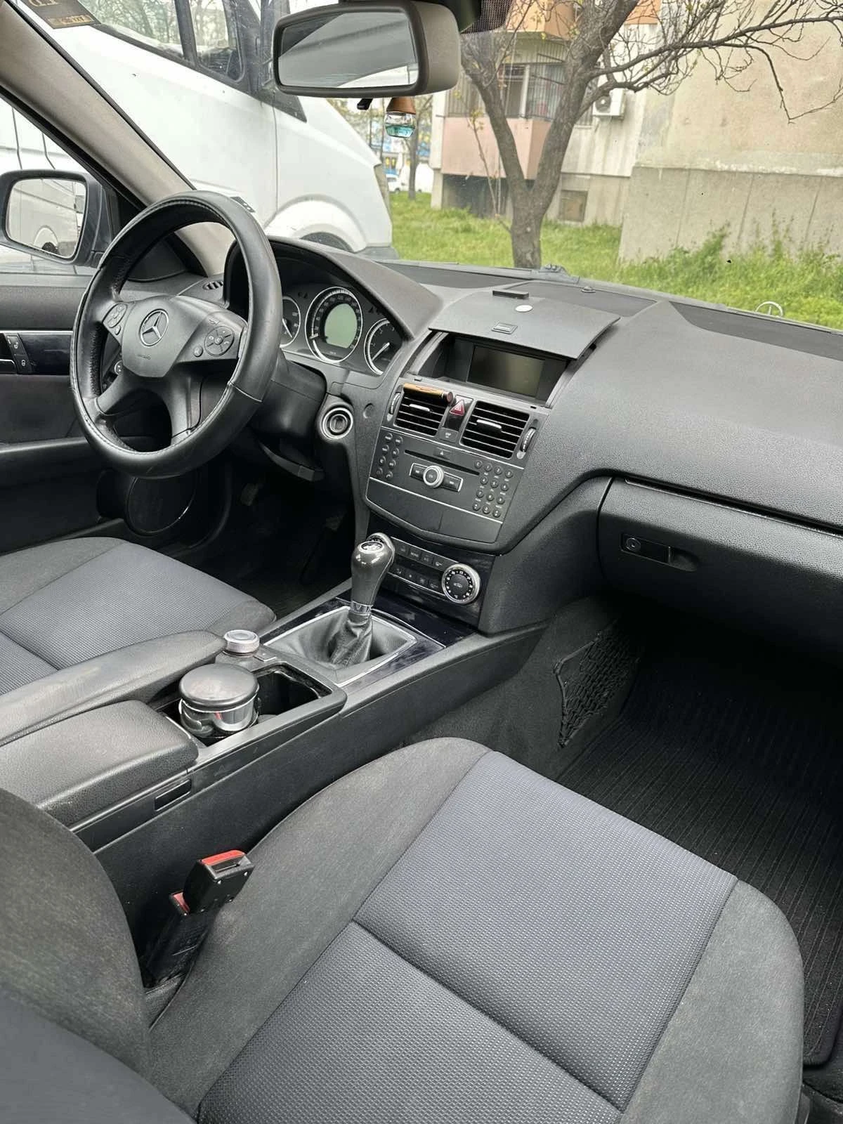 Mercedes-Benz C 200, снимка 9 - Автомобили и джипове - 56299930
