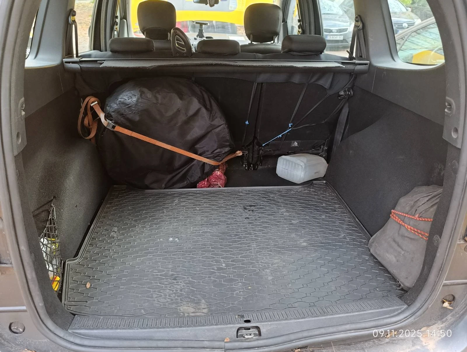 Dacia Lodgy, снимка 7 - Автомобили и джипове - 56326586