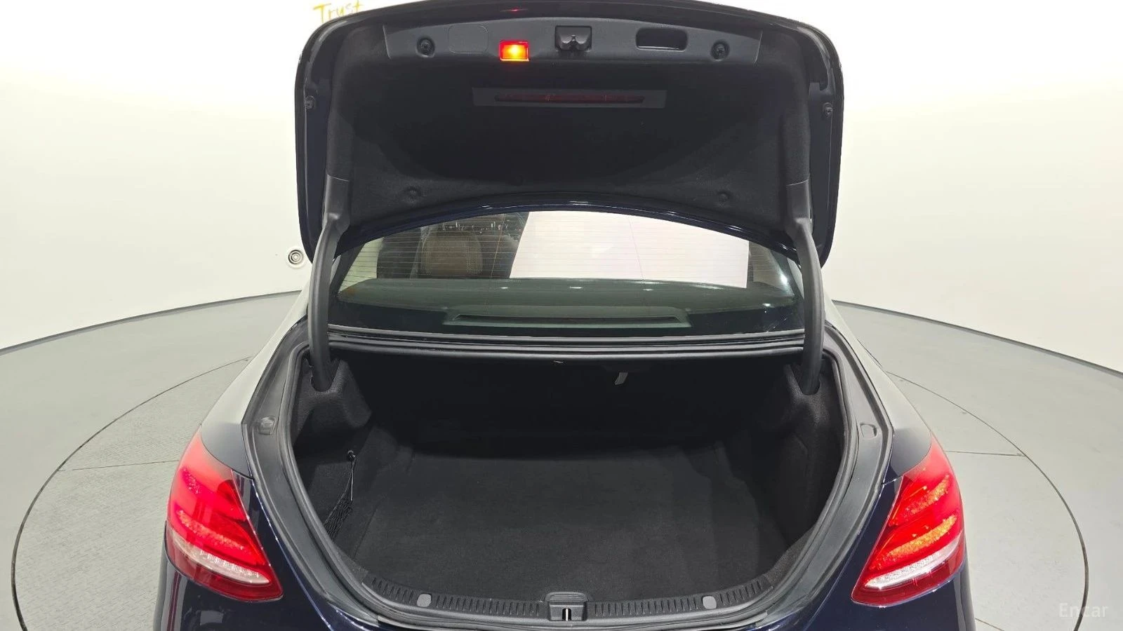 Mercedes-Benz E 300 | Mobile.bg � ����������� 15