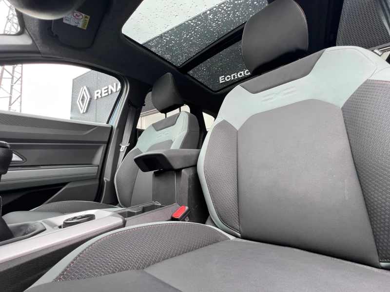 Dacia Bigster TCe 130 4x4 * Extreme, снимка 13 - Автомобили и джипове - 51878737