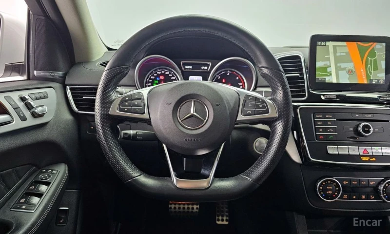 Mercedes-Benz GLE 350, снимка 13 - Автомобили и джипове - 52700111