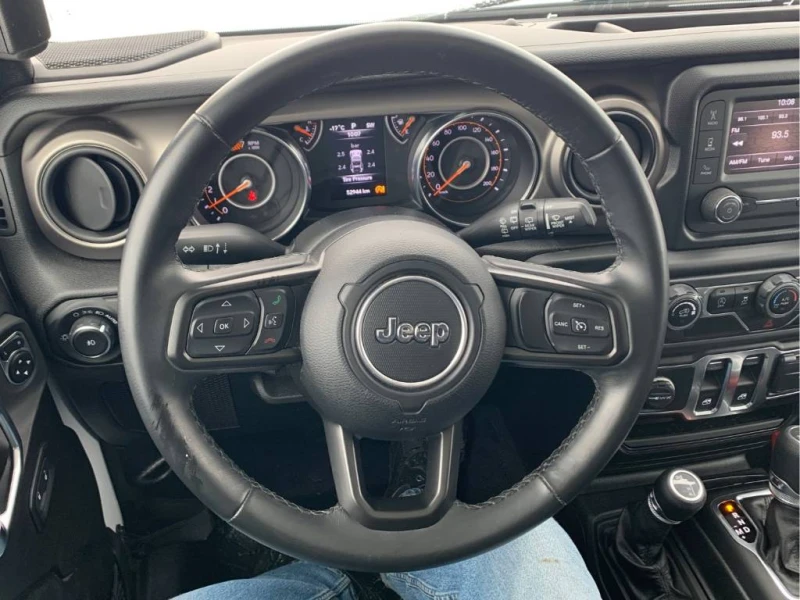 Jeep Wrangler CARFAX* Willys 4x4* ПОДГРЕВИ , снимка 8 - Автомобили и джипове - 53341748