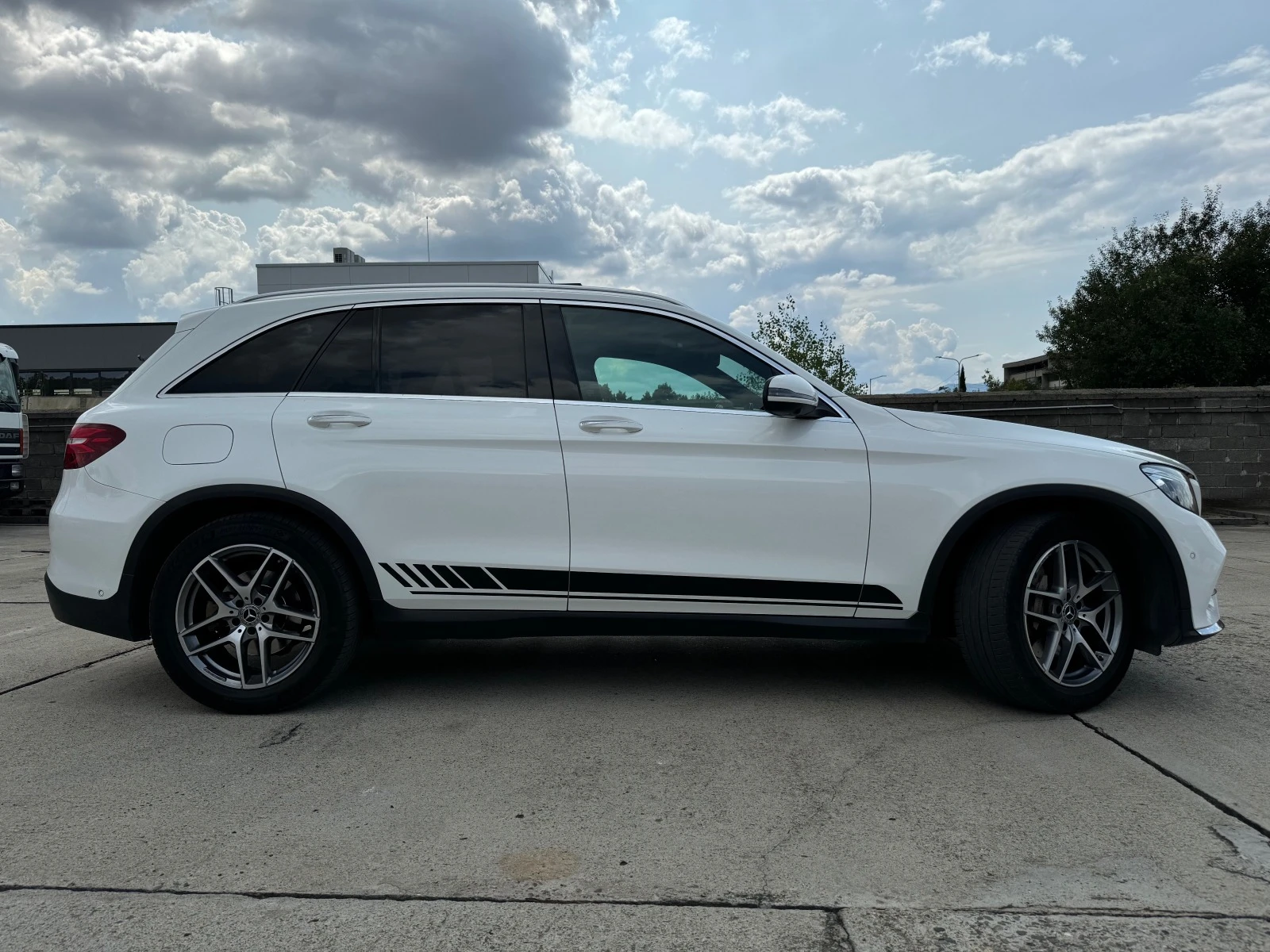 Mercedes-Benz GLC 350 AMG, Burmester , алкантара - изображение 6