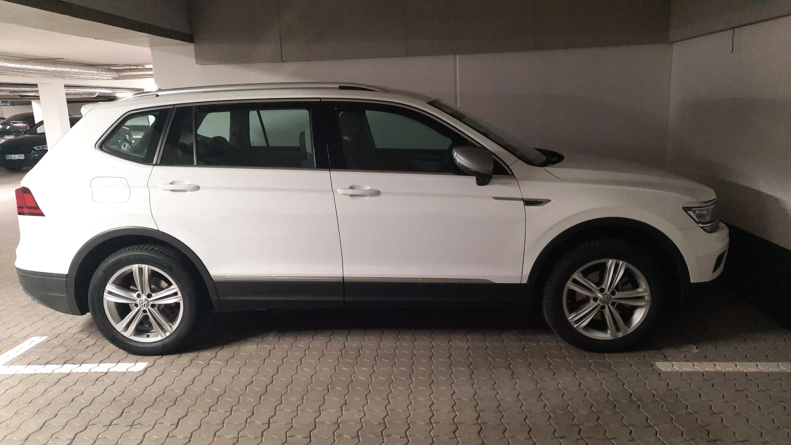 VW Tiguan Allspace - изображение 4