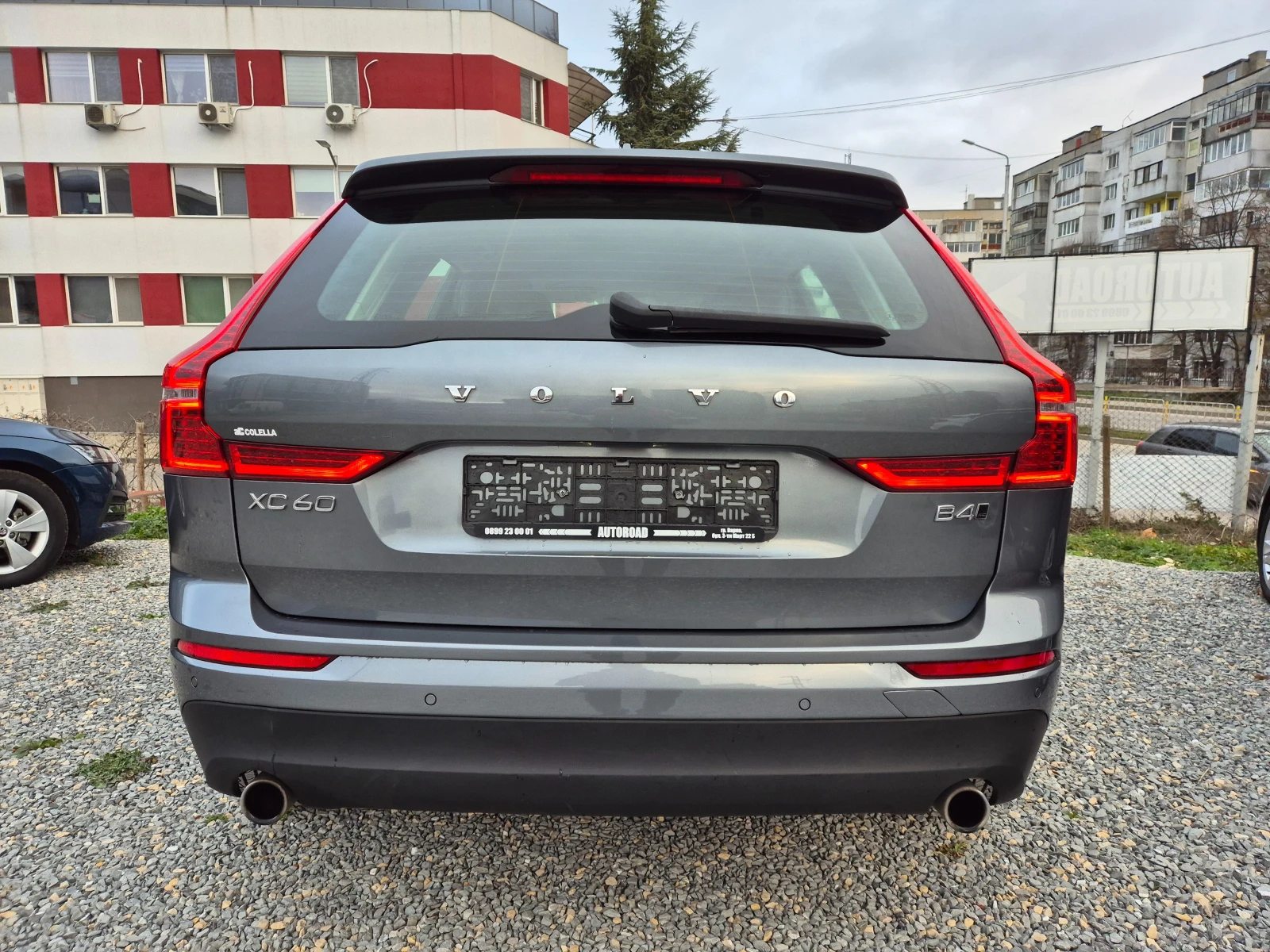 Volvo XC60 ГАРАНЦИЯ-2.0B4 AWD Mild Hybrid-8 SKOROSTI - изображение 6