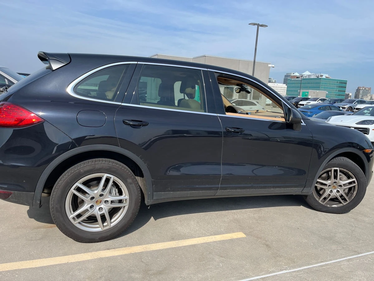 Porsche Cayenne  S * ЦЕНА ДО БЪЛГАРИЯ* (CARFAX) - изображение 4