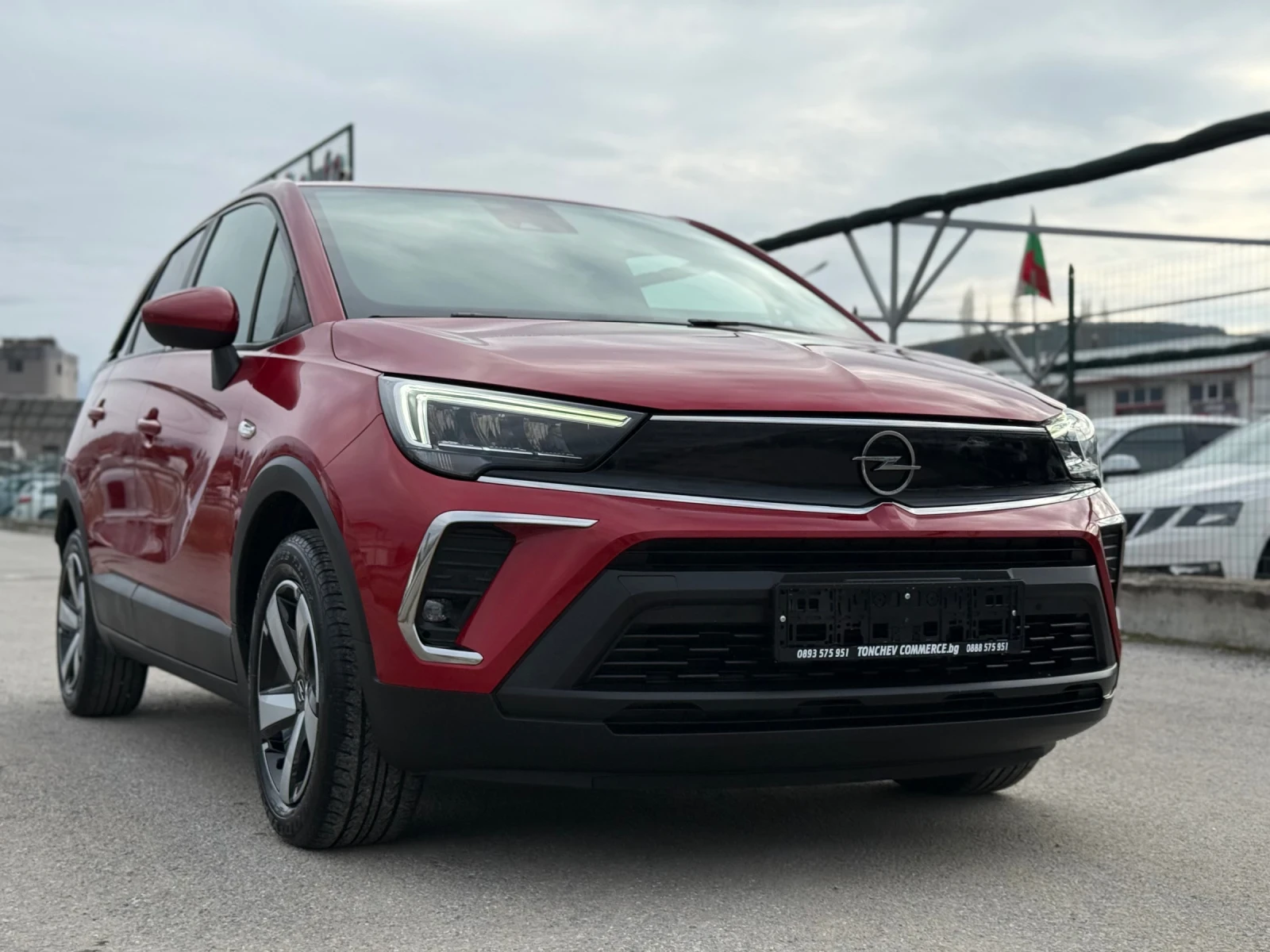 Opel Crossland X 1.2i-67.000km-NEW-LED-NAVI-CAR PLAY-KAMERA-FULL | Mobile.bg � ����������� 1