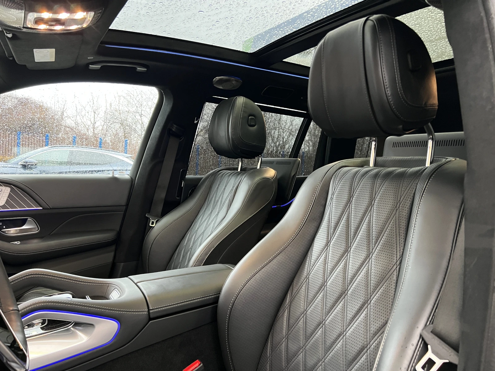 Mercedes-Benz GLS 600 MAYBACH/NIGHT SERIES/TWO-TONE/FIRST CLASS/E-ACTIVE - изображение 8