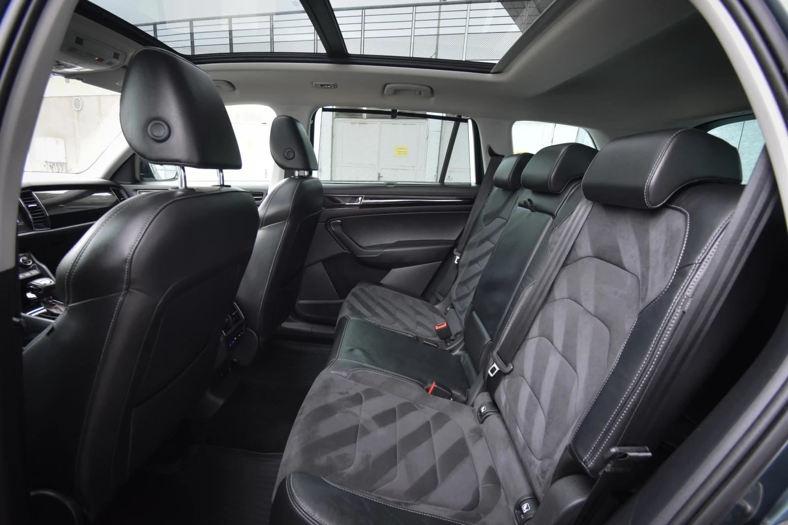 Skoda Kodiaq 2.0TDI STYLE PLUS* DIGITAL* CANTON - изображение 7