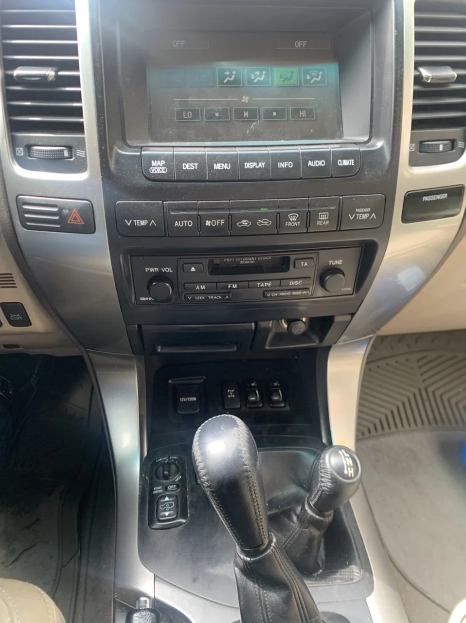 Toyota Land cruiser, снимка 13 - Автомобили и джипове - 54320712