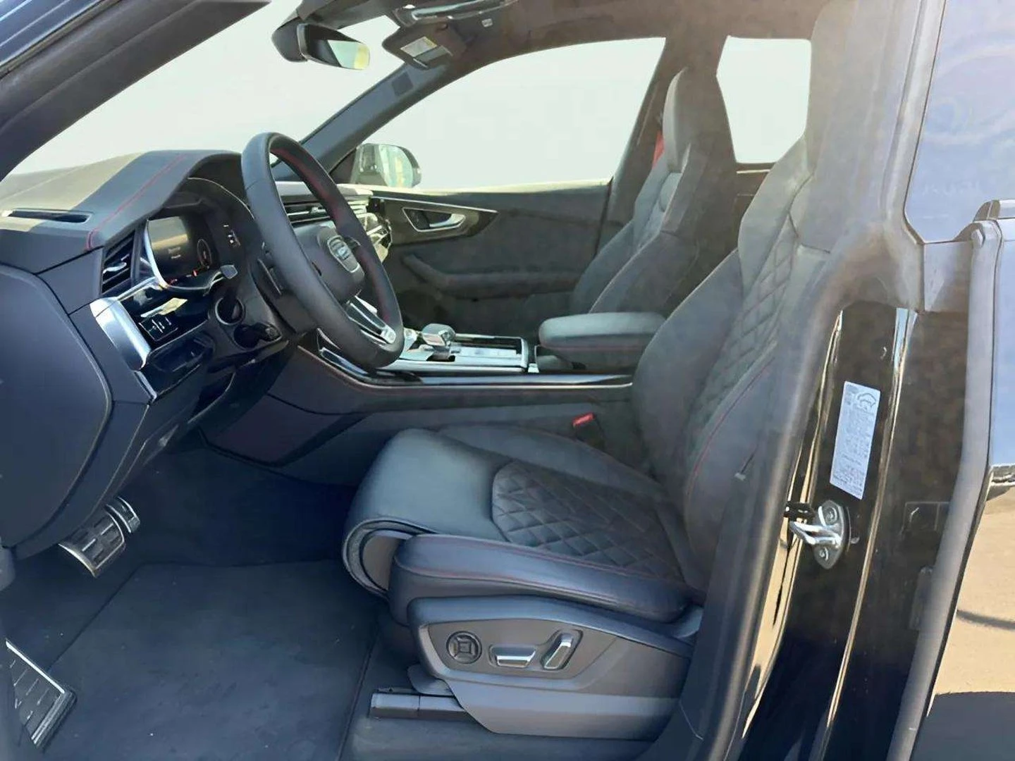 Audi Q8, снимка 6 - Автомобили и джипове - 54817107