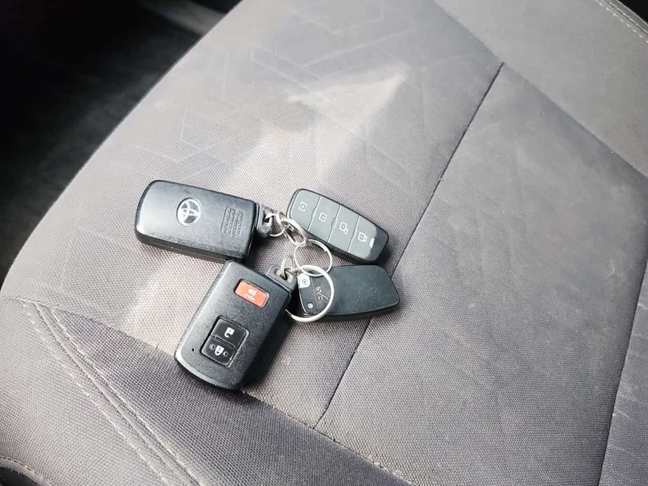 Toyota Tacoma * SR5 CREW CAB LONG BED * , снимка 13 - Автомобили и джипове - 54608613