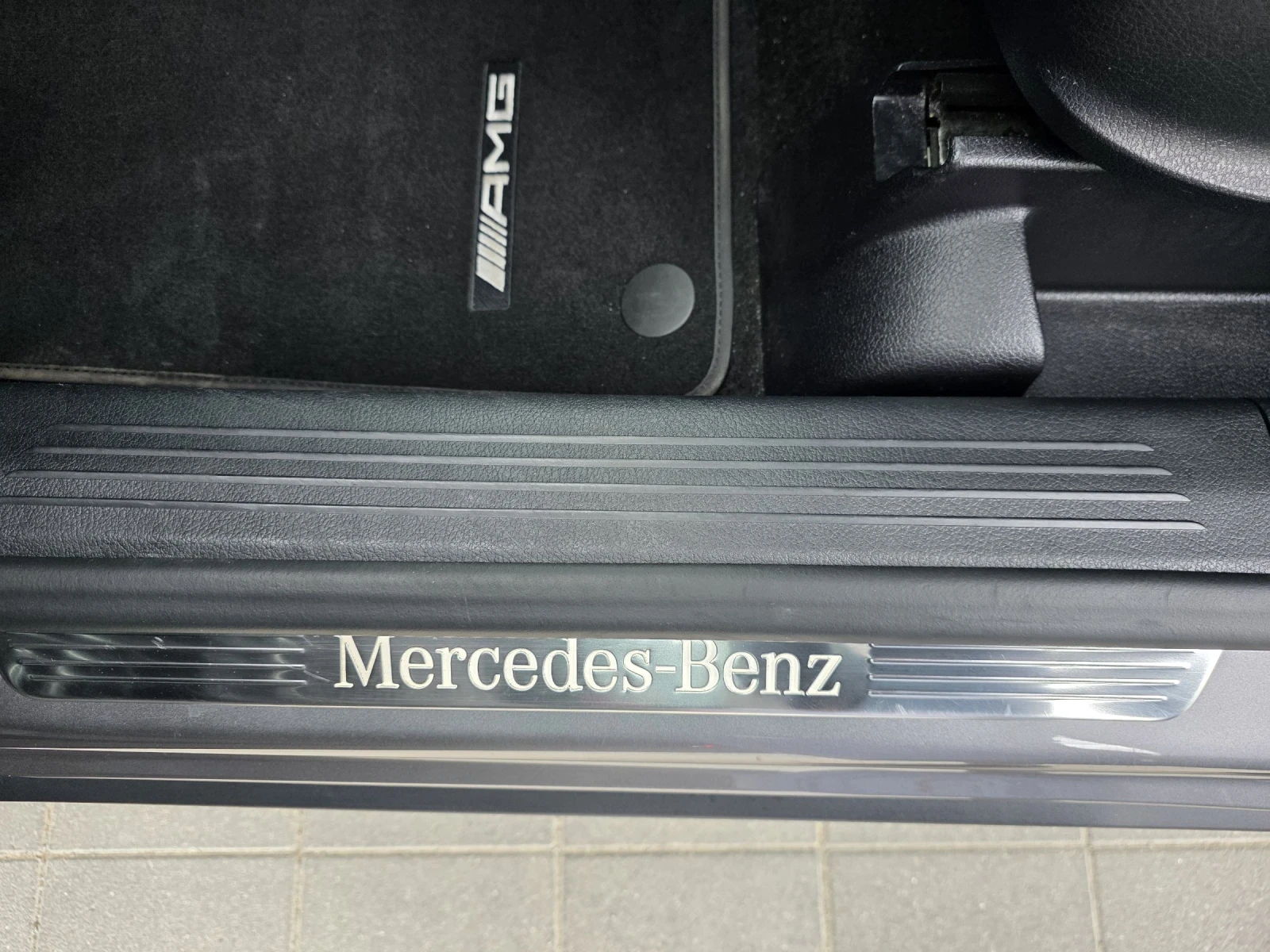 Mercedes-Benz GLB 220D, снимка 7 - Автомобили и джипове - 54660627