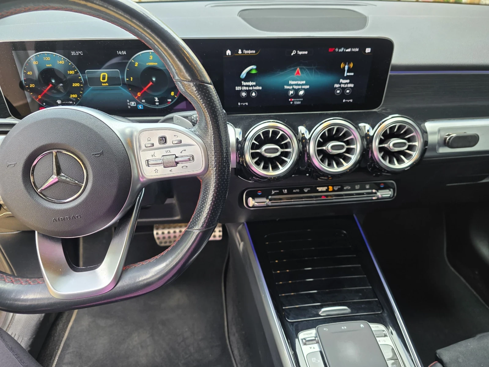 Mercedes-Benz GLB 220D, снимка 4 - Автомобили и джипове - 54660627