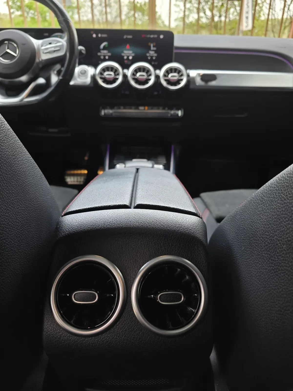 Mercedes-Benz GLB 220D, снимка 5 - Автомобили и джипове - 54660627
