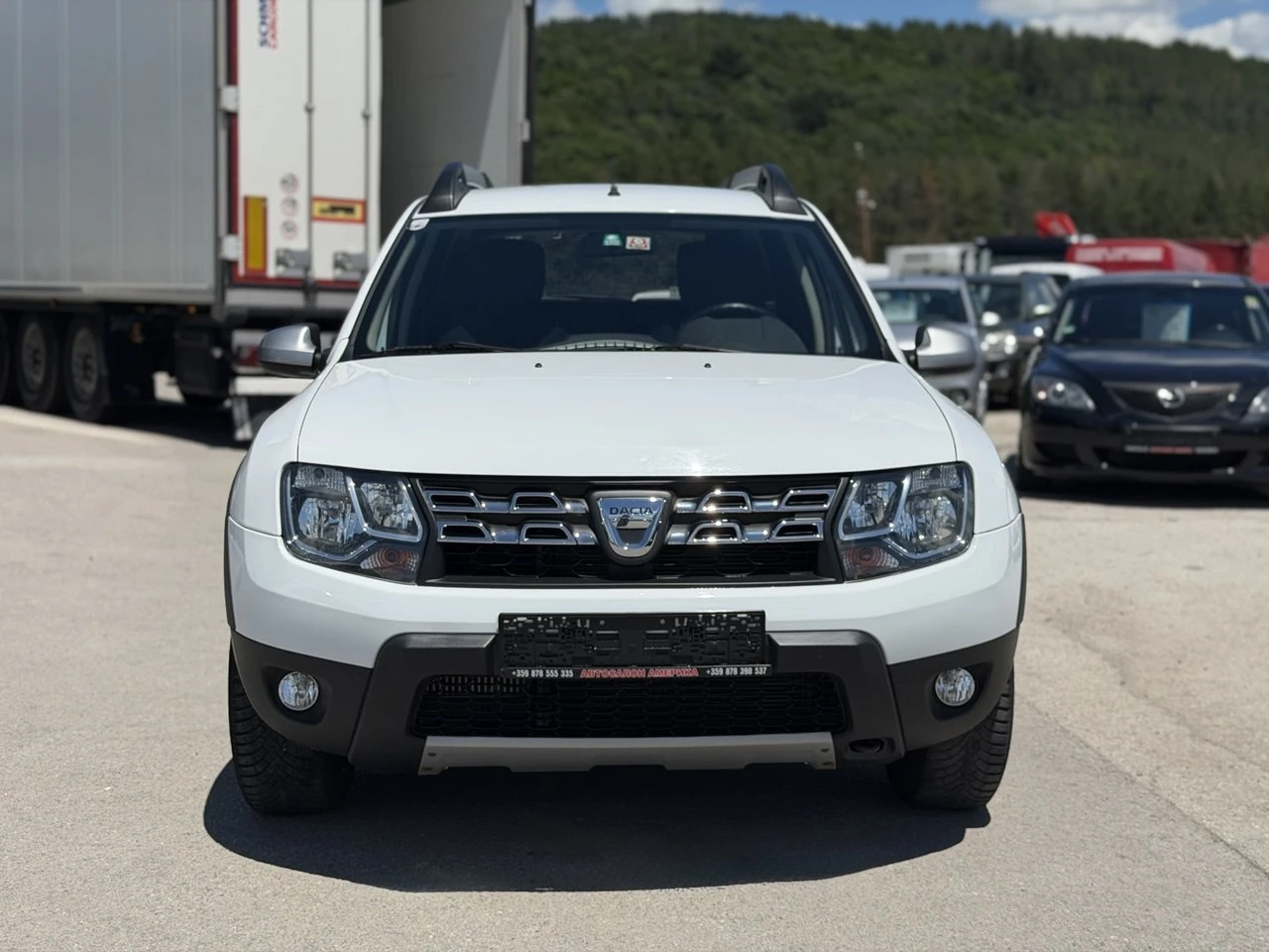 Dacia Duster 1.5dCi 4x4 NAVI, снимка 2 - Автомобили и джипове - 54903629