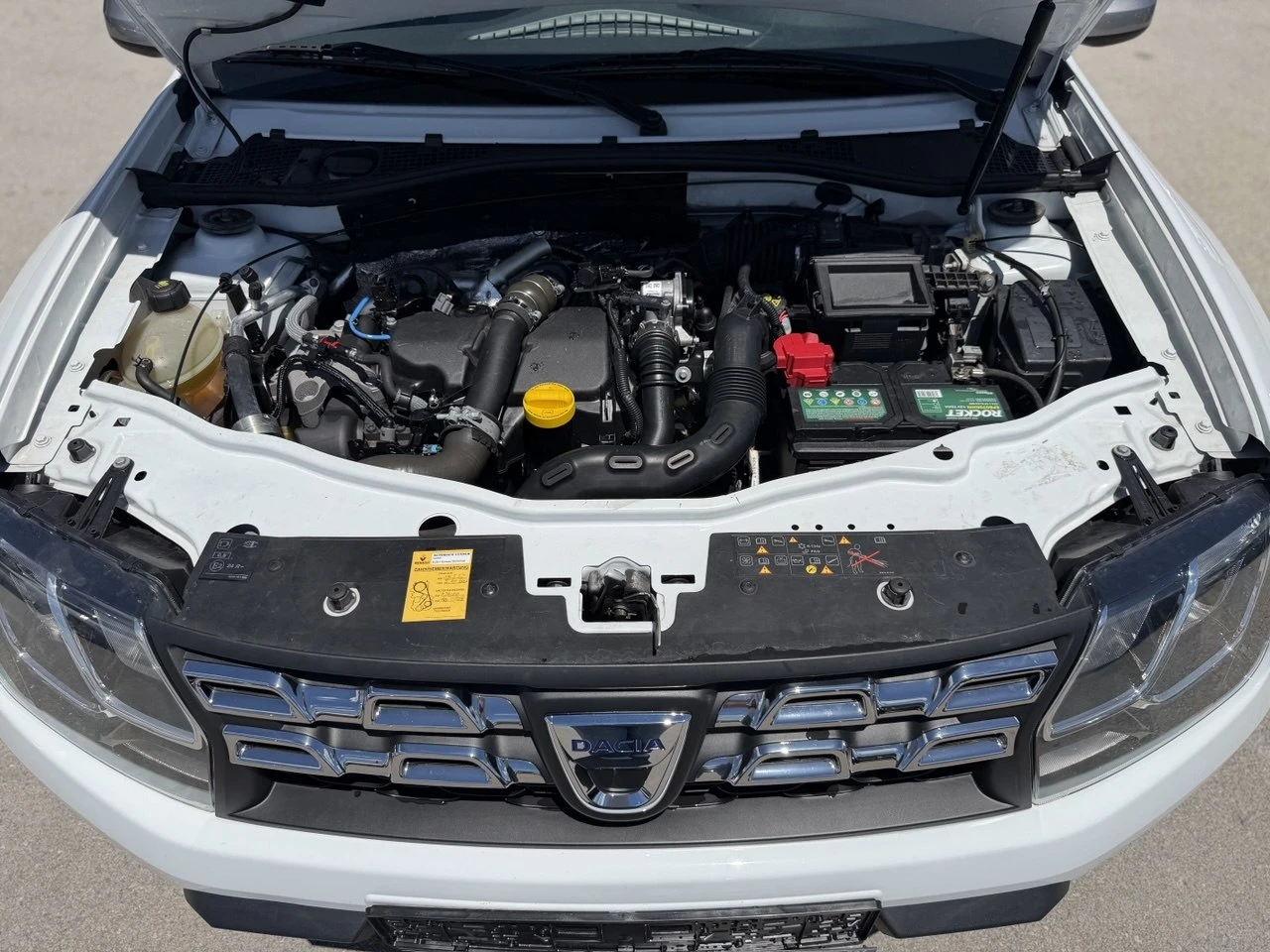 Dacia Duster 1.5dCi 4x4 NAVI, снимка 17 - Автомобили и джипове - 54903629