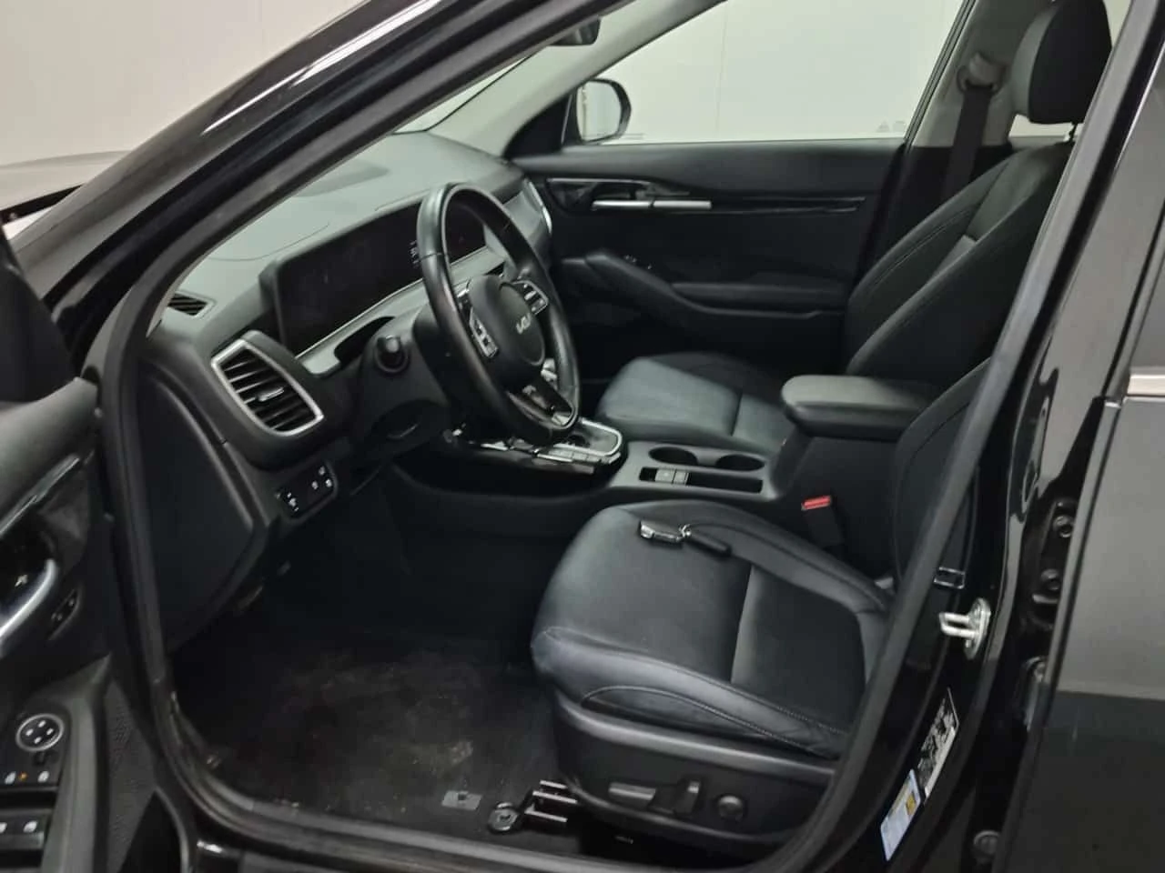Kia Seltos * EX * ШИБИДАХ* КОЖА* DIGITAL* , снимка 8 - Автомобили и джипове - 55033038
