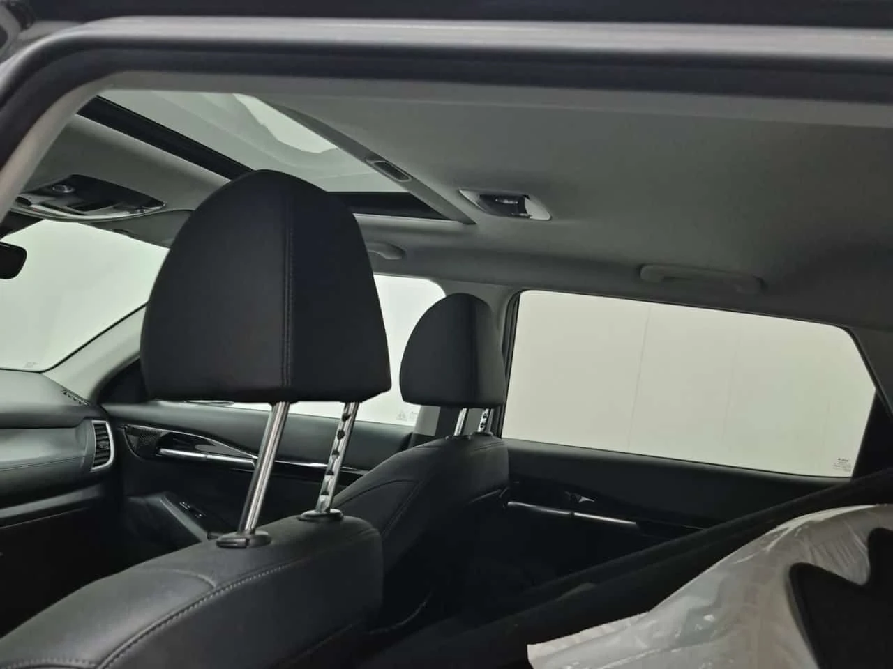 Kia Seltos * EX * ШИБИДАХ* КОЖА* DIGITAL* , снимка 14 - Автомобили и джипове - 55033038